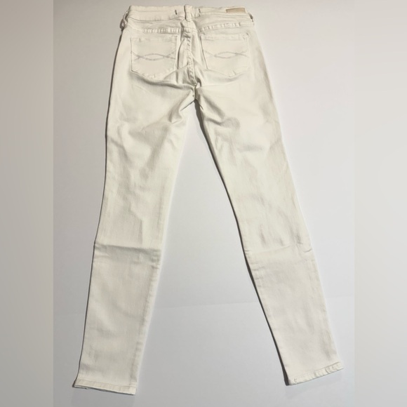 NWOT Abercrombie & Fitch women The Super Skinny Jean. Size 24/28R - Picture 2 of 5